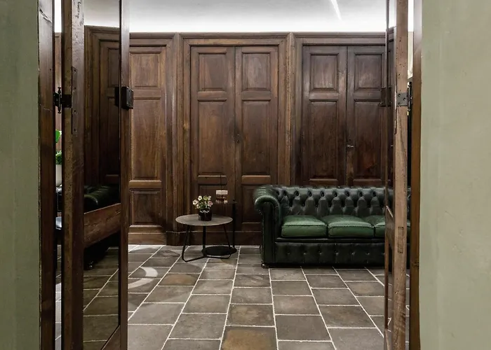 Goldenstern Townhouse